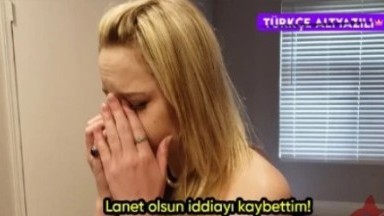 Kocasının siki kalkmayınca üvey oğluyla idare eden kadın
