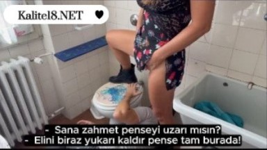 Tuvaletin sifonu bozuldu amımı açtım - Tamirci porno filmi